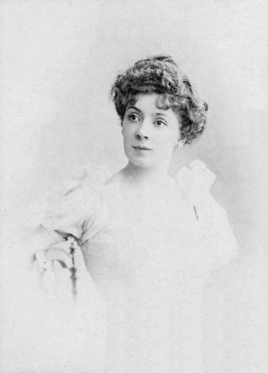 Amelie Dieterle alkotó: Léopold Émile Reutlinger