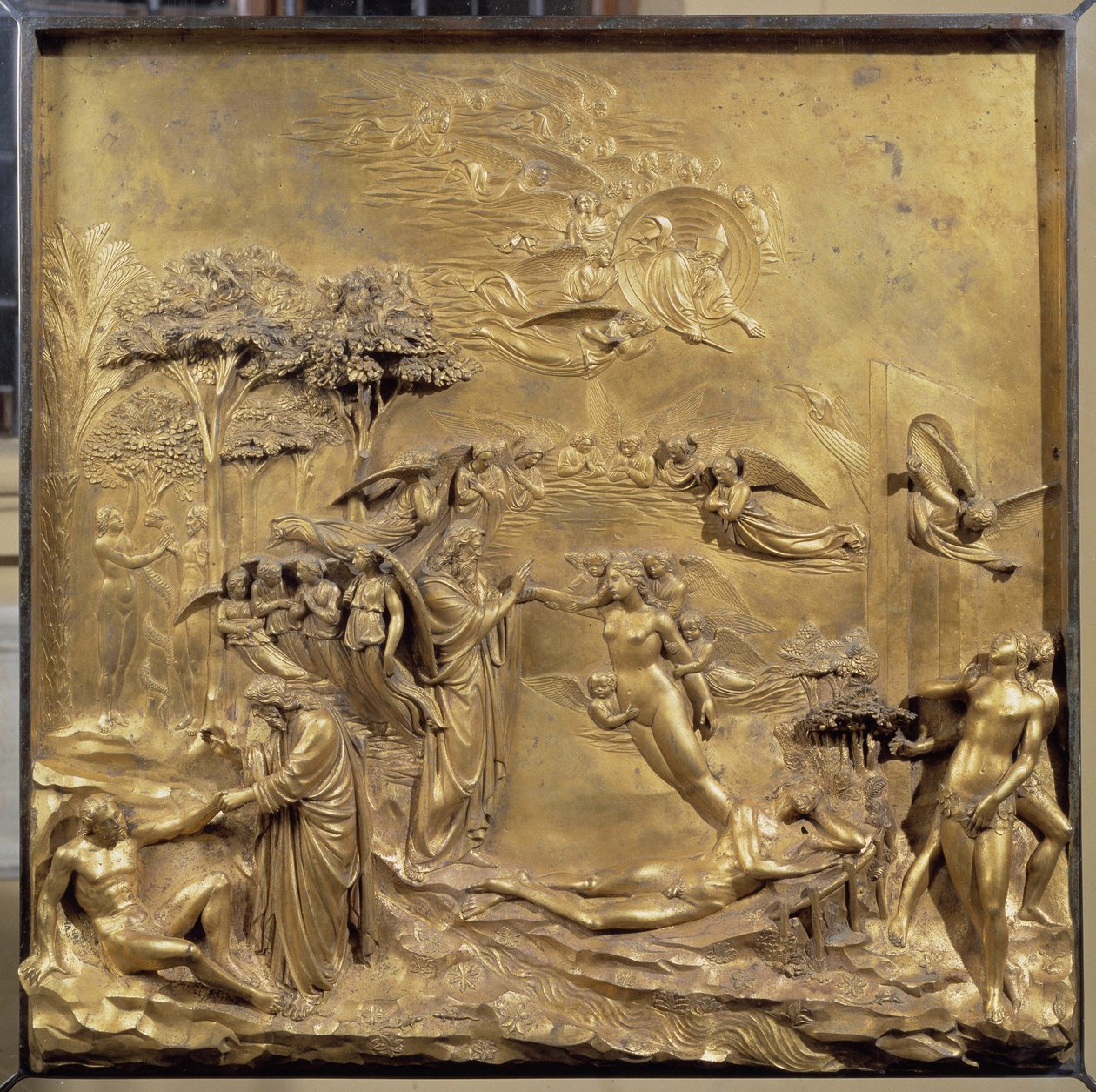 Ádám életének története: Ádám születése, Éva teremtése és Ádám és Éva vadászik a paradicsomból. A Paradicsom ajtajának eredeti táblája alkotó: Lorenzo Ghiberti