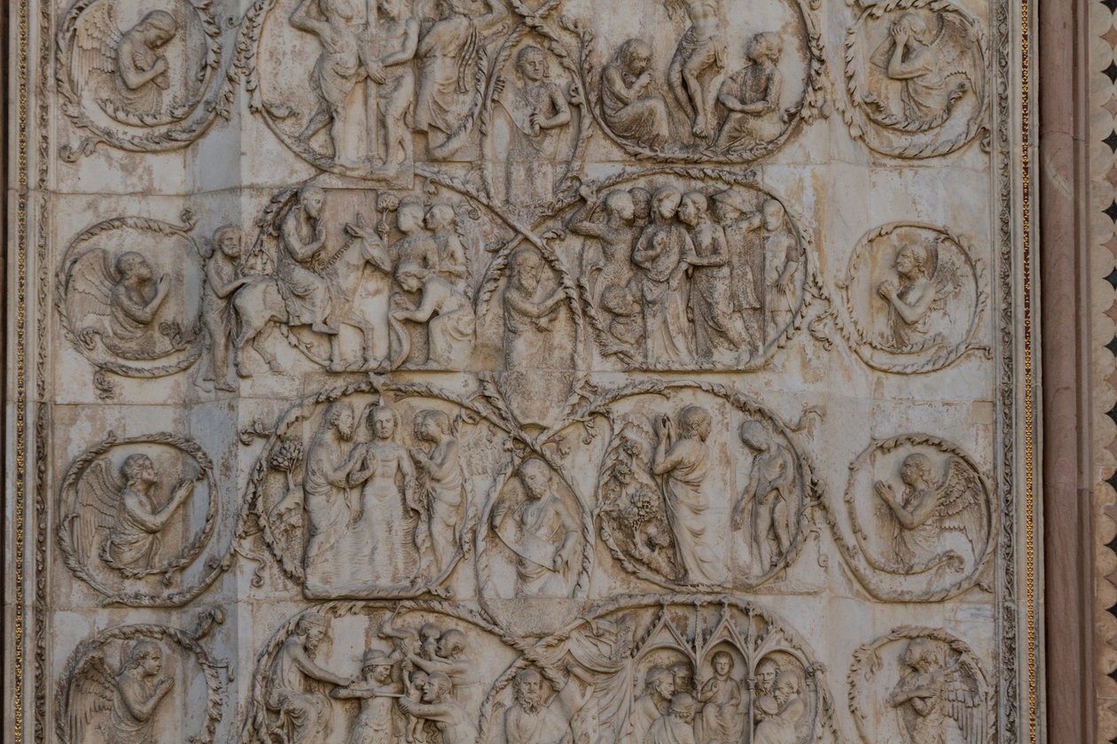 Jelenetek Krisztus életéből, Történetek az Újszövetségből, Lorenzo Maitani domborművei (1275-1330 előtt), harmadik pillér, Orvieto katedrálisának homlokzata, Umbria, Olaszország alkotó: Lorenzo Maitani