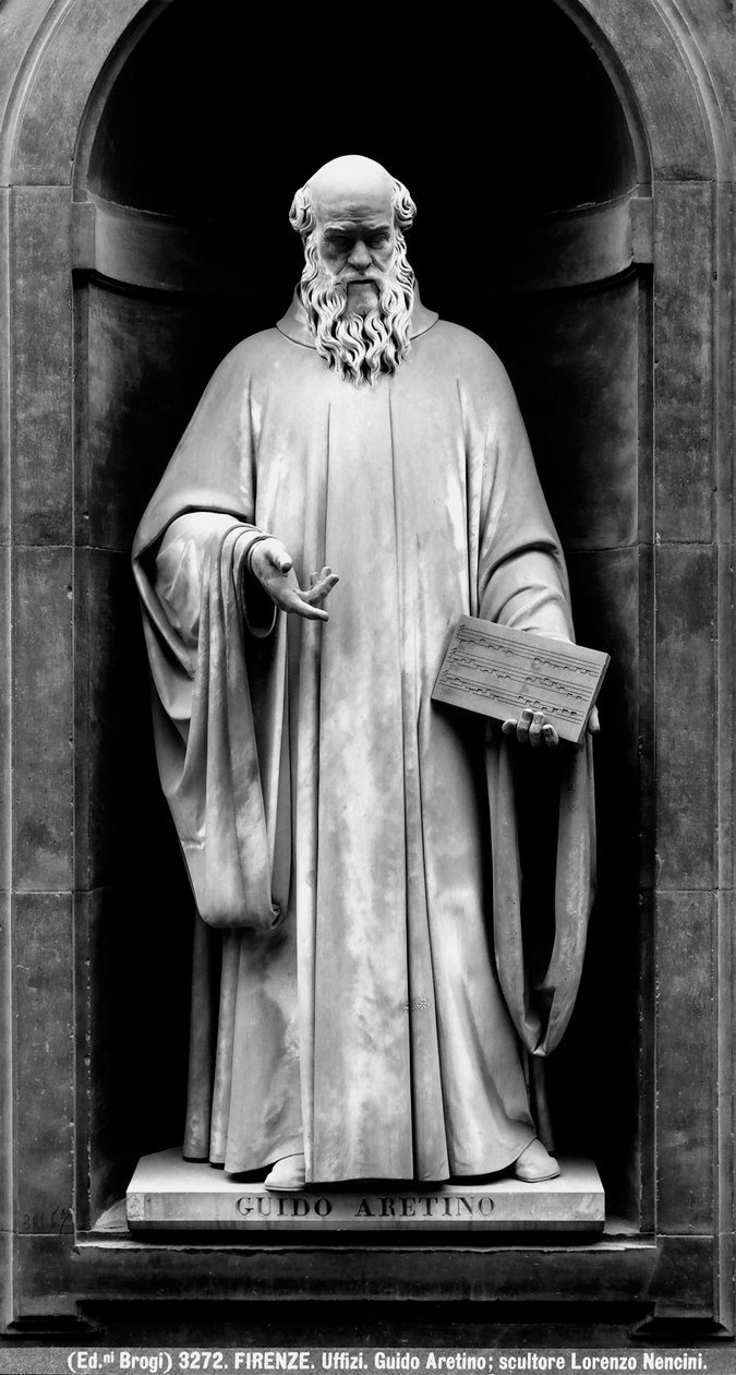 Guido of Arezzo szobra (márvány) alkotó: Lorenzo Nencini