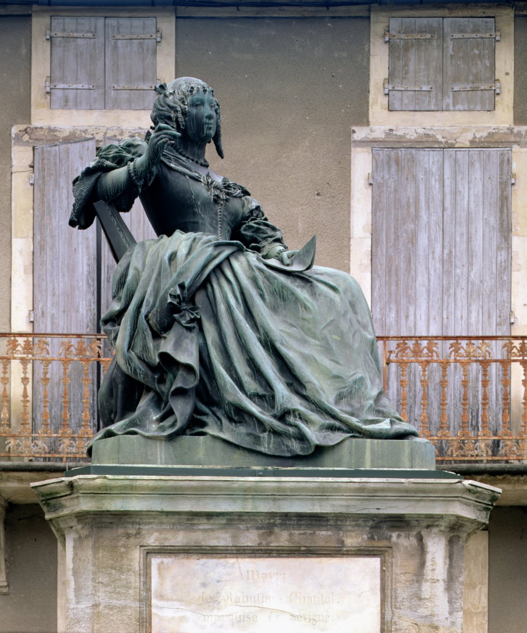 Sevigne márkiné (1626-1696) 1857-59 (bronz) alkotó: Louis Rochet