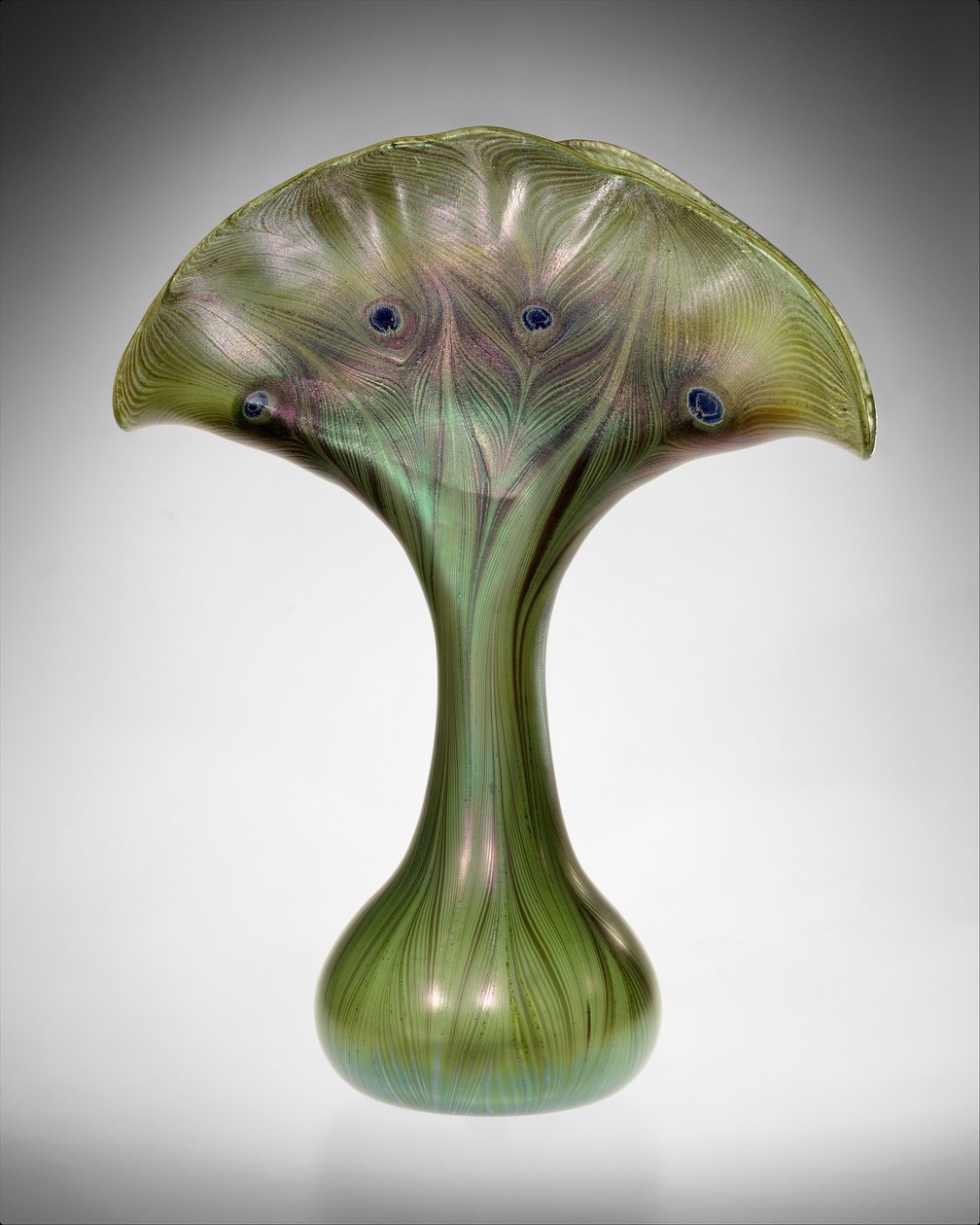 Váza alkotó: Louis Comfort Tiffany