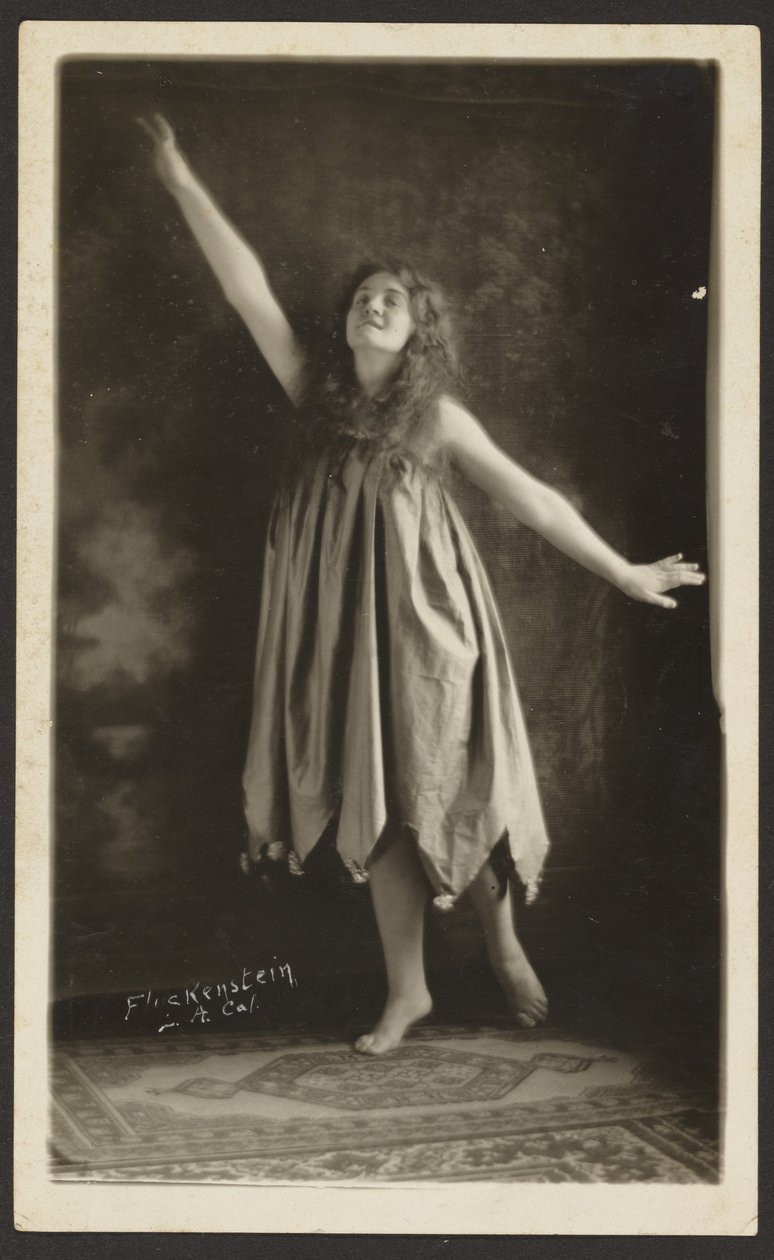 Grace Carberry mint The Sun alkotó: Louis Fleckenstein
