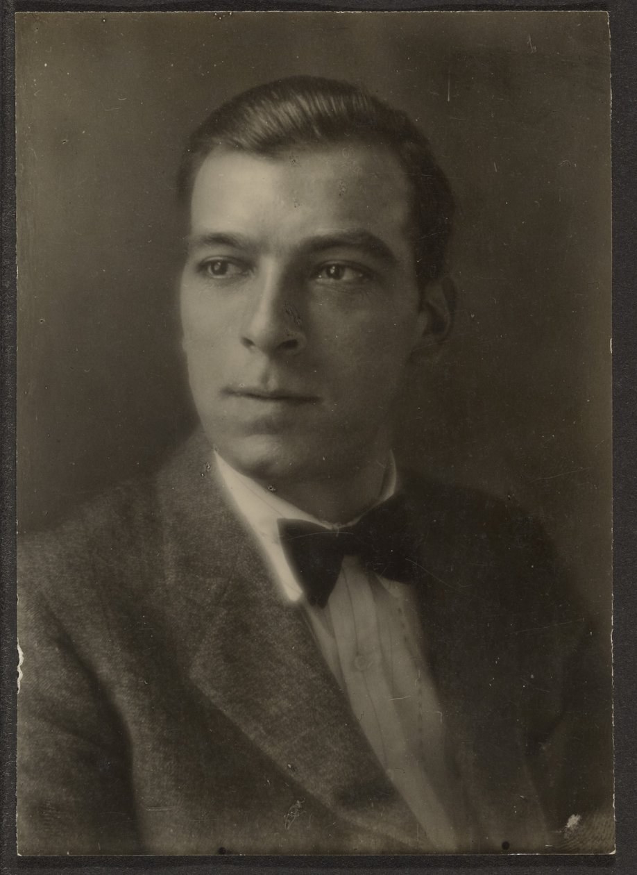 [Fiatalember csokornyakkendővel] alkotó: Louis Fleckenstein