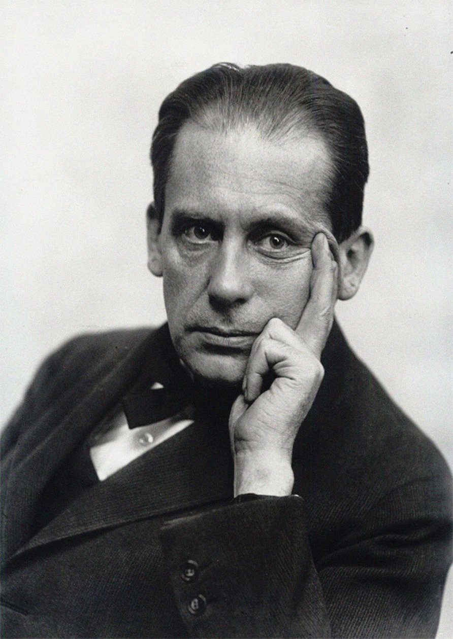 Walter Gropius, 1919 körül. alkotó: Louis Held