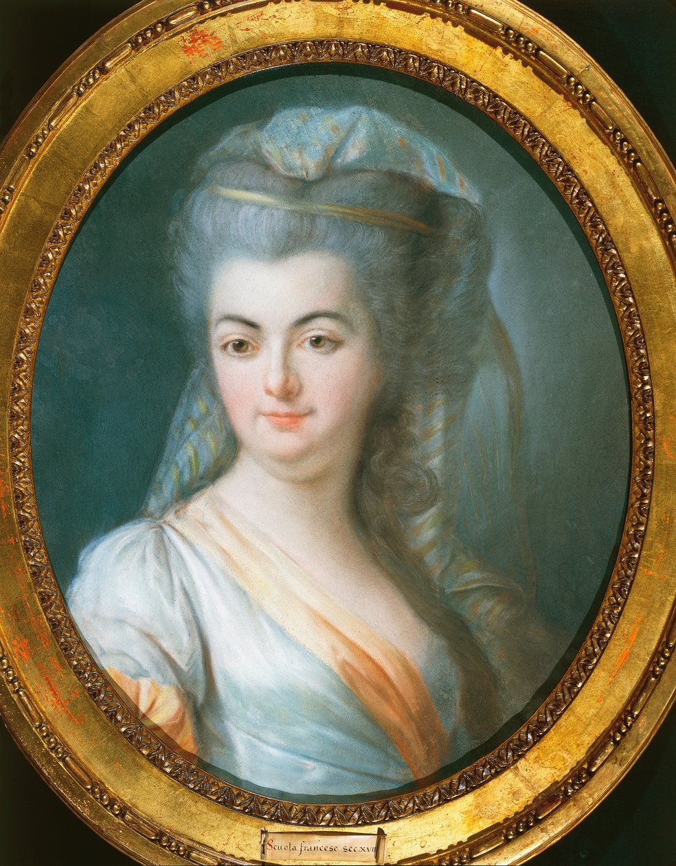 Louis Michel van Loo (1707-1771) fátyolos nő portréja, pasztell pergamen alkotó: Louis Michel van Loo