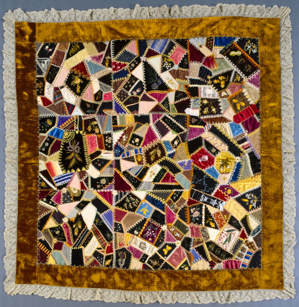 Őrült Quilt alkotó: Louisa Joiner