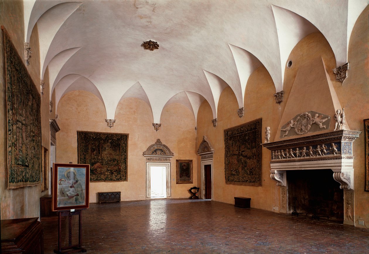 A Hercegi Palota szalonja Federico da Montefeltro herceg uralkodása alatt készült (Frederic de Montefeltre, Urbino (Urbino) hercege) Luciano Laurana (1420-1479) építész tervei alapján Francesco di Giorgio Martini készítette. 15. századi Urbino, Olaszország alkotó: Luciano Laurana