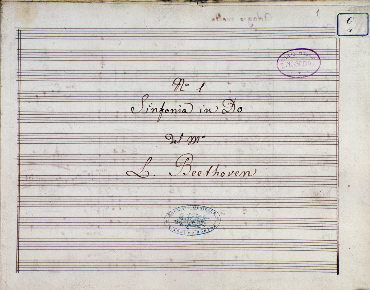Ludwig van Beethoven 1. szimfóniájának és 21. C-dúr opuszának kottájának első oldala alkotó: Ludwig van Beethoven