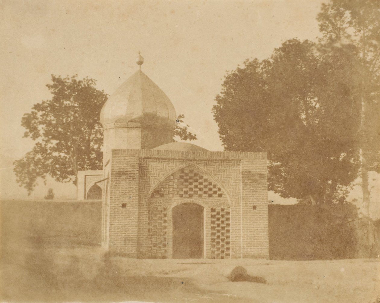 Khiva kán sírja Teheránban, 1859. alkotó: Luigi Pesce