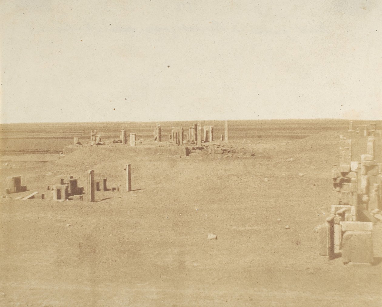 Perszepolisz általános képe a hegyről, 1858. alkotó: Luigi Pesce