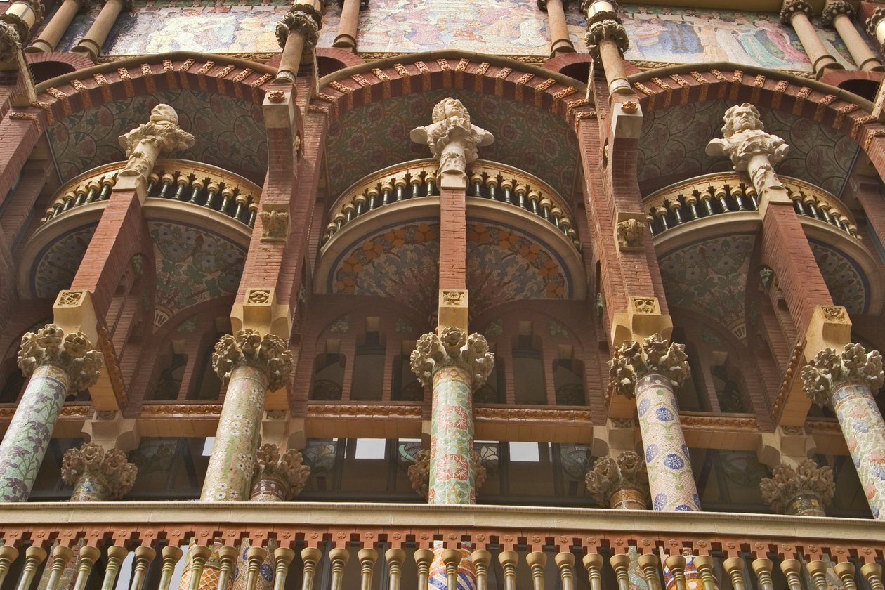 Loggia, 1908 alkotó: Luis Domenech i Montaner