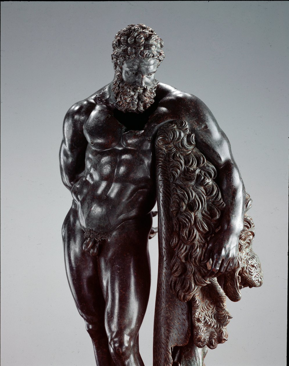 Görög művészet: "" Héraklész nyugalomban "" Részlet. Szicionei Lysippe bronzszobra (Kr. e. 395-305) Kr. e. 4. század. A sulmonai Ercole Curino szentélyből. Nemzeti Régészeti Múzeum, Chieti Olaszország alkotó: Lysippos (attributed to)