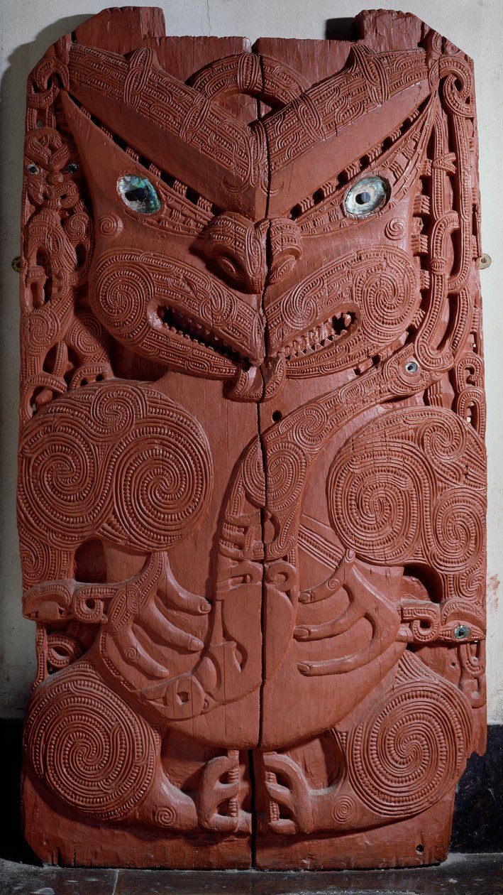 Maori dekoratív panel képzeletbeli antropomorf figurával, új-zélandi civilizáció alkotó: Maori Maori