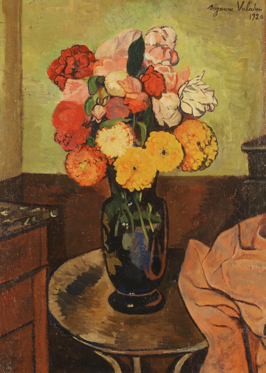 Virágváza egy kerek asztalon; Virágváza egy kerek asztalon, 1920 alkotó: Marie Clementine Valadon
