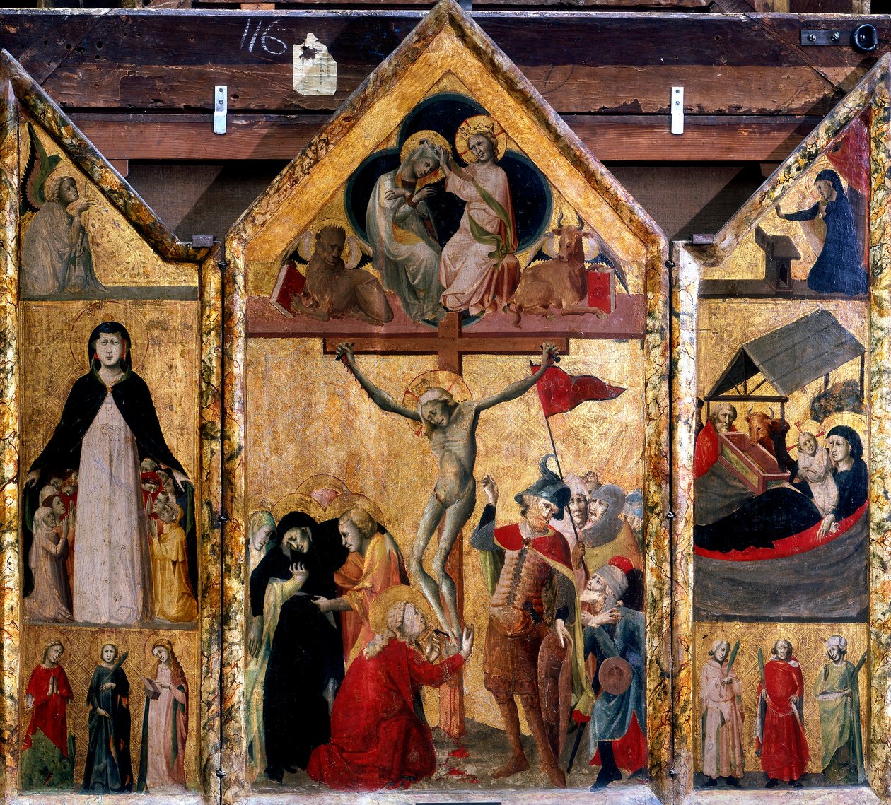 Triptichon a keresztre feszítéssel, mint a központi panel, c1333 alkotó: Master of Bologna