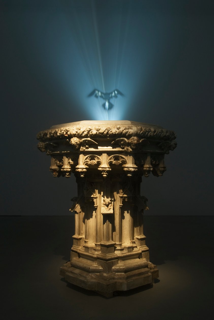 Ganymedes, 2007 (Acél, gyanta, füstgép, folyadék, elszívó ventilátor, videoprojektor és DVD-lejátszó) alkotó: Mat Collishaw
