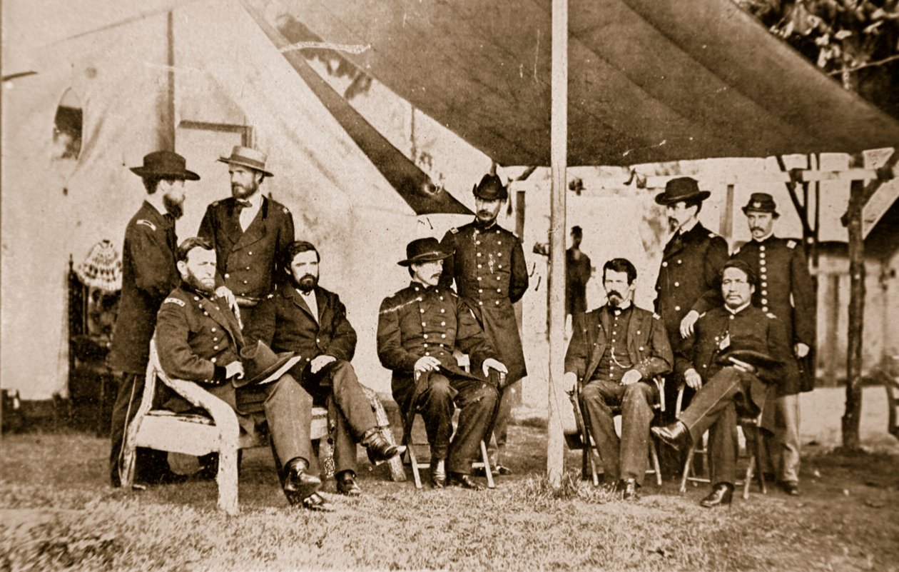 Grant, Badeau, Rawlins, Comstock és Porter tábornokok és Duff, F. D. Dent, Robinett és Parker ezredesek, 1861-65 alkotó: Mathew B. Brady