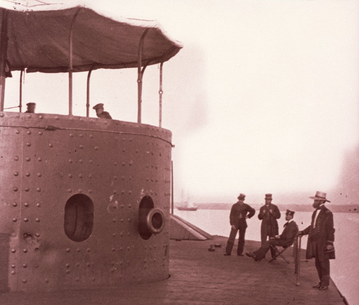 Legénység a USS Monitor fedélzetén, 1862 körül (szépia nyomat) alkotó: Mathew Brady