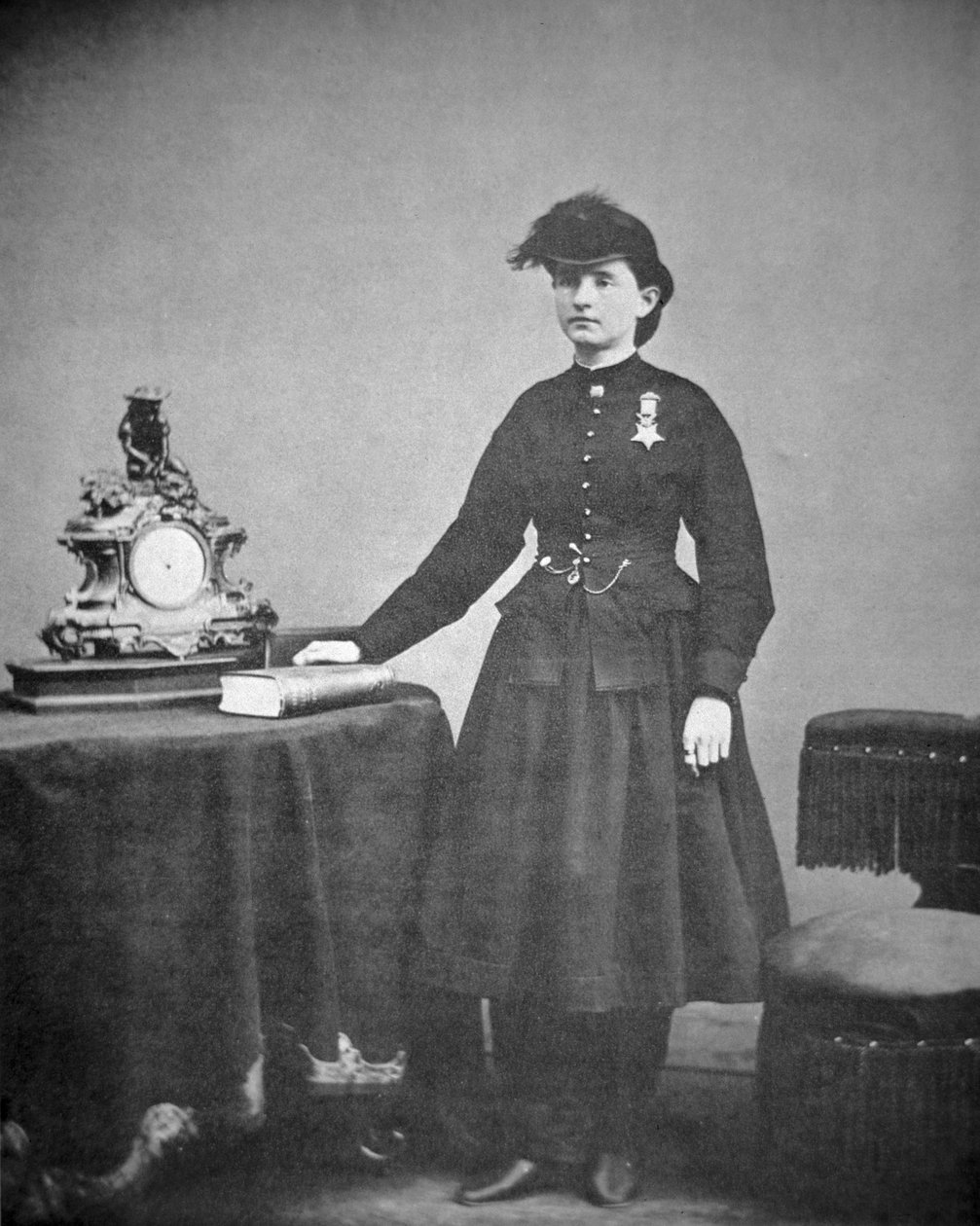 Dr. Mary Edwards Walker (1832-1919) (f/w fotó) alkotó: Mathew Brady