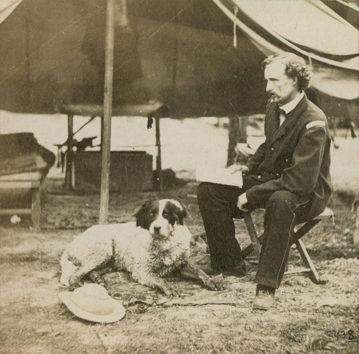 Custer tábornok (1839-76) a főhadiszállásán, 1864 körül alkotó: Mathew B. Brady