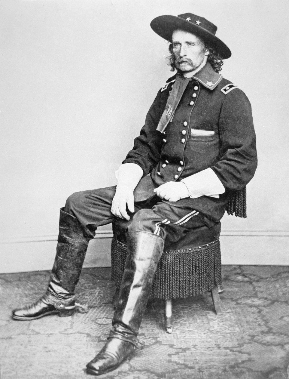 Armstrong Custer tábornok (1839-1876) portréja (bw fotó) alkotó: Mathew Brady