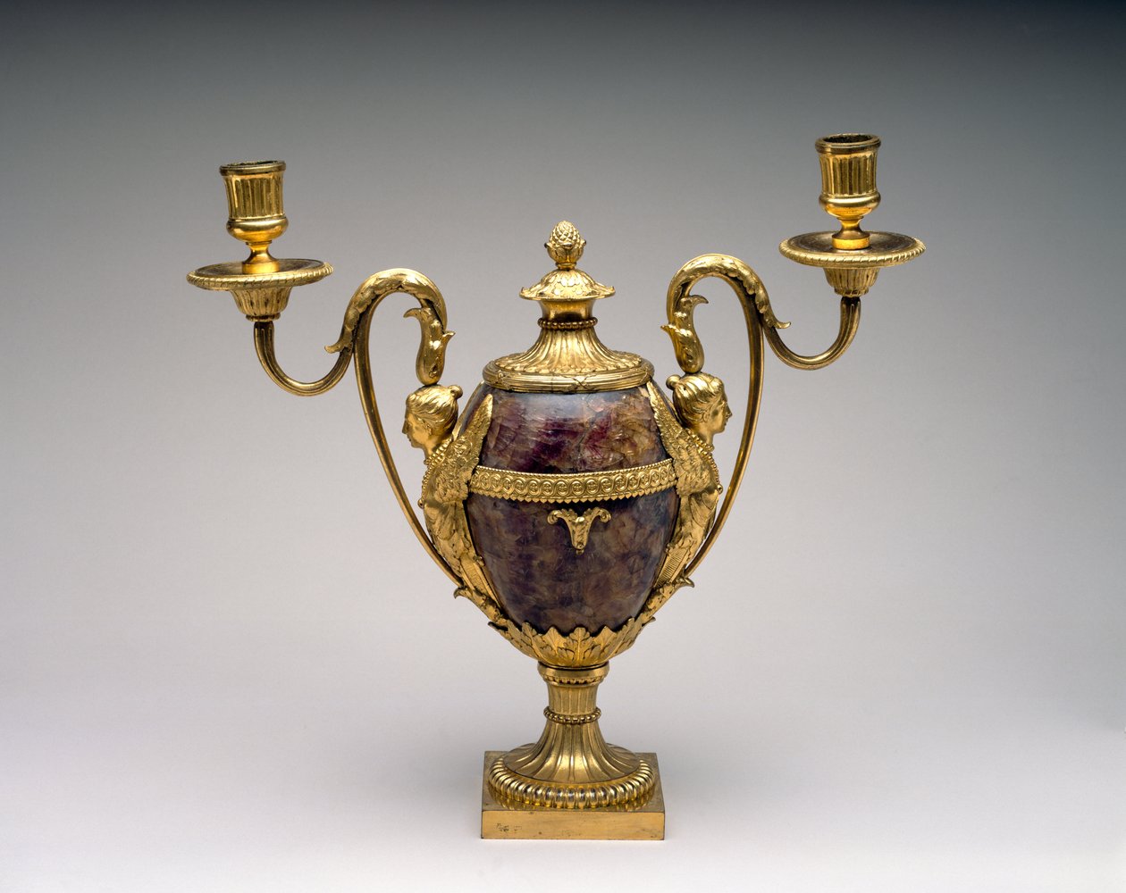 Candelabrum, 1772 körül (kék János és ormolu) alkotó: Matthew Boulton