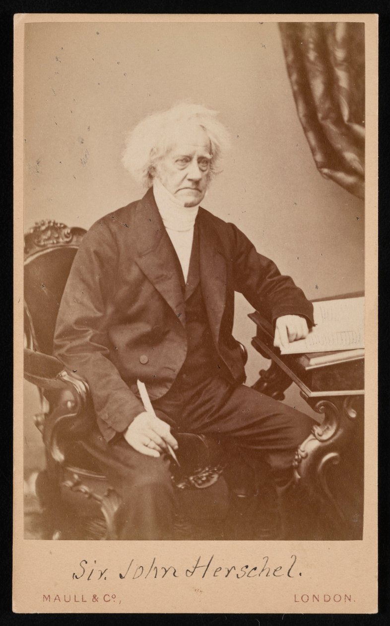 Sir John Frederick William Herschel portréja 1792-1871, 1871 előtt. alkotó: Maull and Co