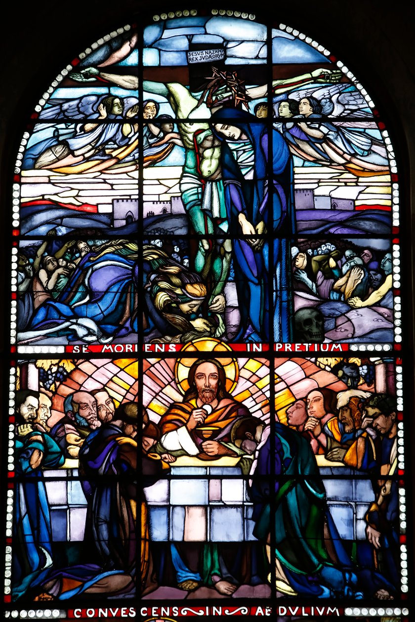 Maurice Denis Múzeum, Saint Germain en Laye, Franciaország, Saint Louis kápolna (1919-1930) (festett üveg) alkotó: Maurice Denis