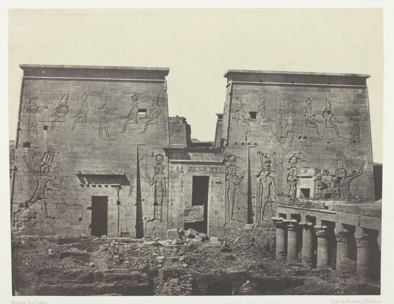 Drômos és Philônes, Isis nagy temploma Pilônesben; Núbia, 72. tábla az "Egypte, Nubie, Palestine et Syrie" albumból (1852). alkotó: Maxime Du Camp