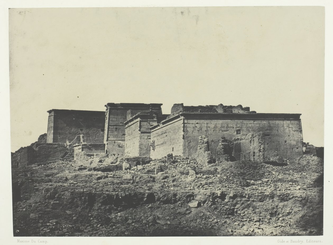 Ízisz nagy temploma Philoe-ban, általános nézet északról, Núbia, 184951, nyomtatva 1852-ben. alkotó: Maxime Du Camp