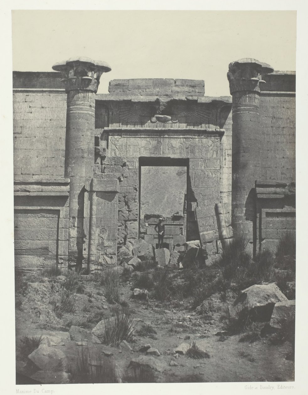 Medinet-Habou, Propylaea of ​​​​Thutmoseum, Théba, 184951, nyomtatva 1852-ben. alkotó: Maxime Du Camp
