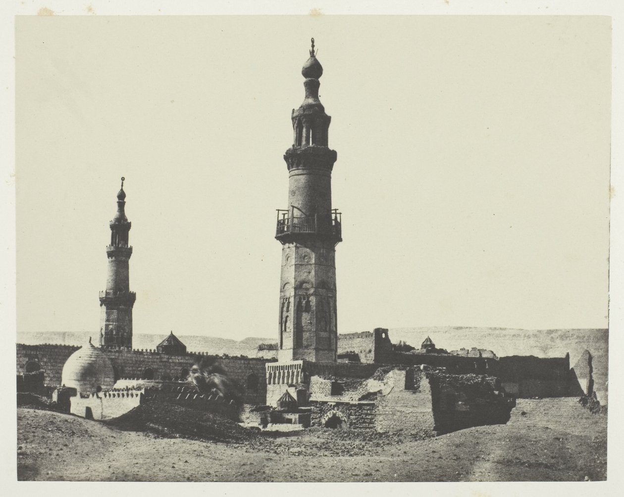Aly-Bey mecset, Girgeh, Felső-Egyiptom, 15. tábla az "Egypte, Nubie, Palestine et Syrie" albumból (1852) alkotó: Maxime Du Camp