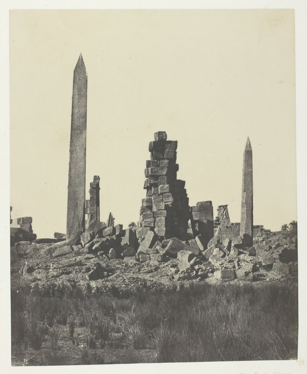 Karnak-palota, Obeliszkek, Théba, 184951, nyomtatva 1852. alkotó: Maxime Du Camp