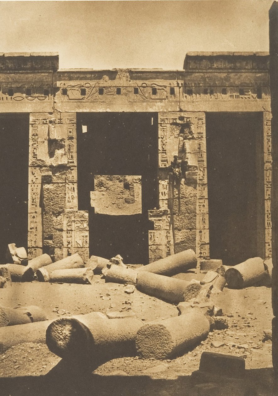 Oszlopok a Rhamses-Meiamoun palota udvarán, Medinet-habou Thébában, 1849-50. alkotó: Maxime Du Camp