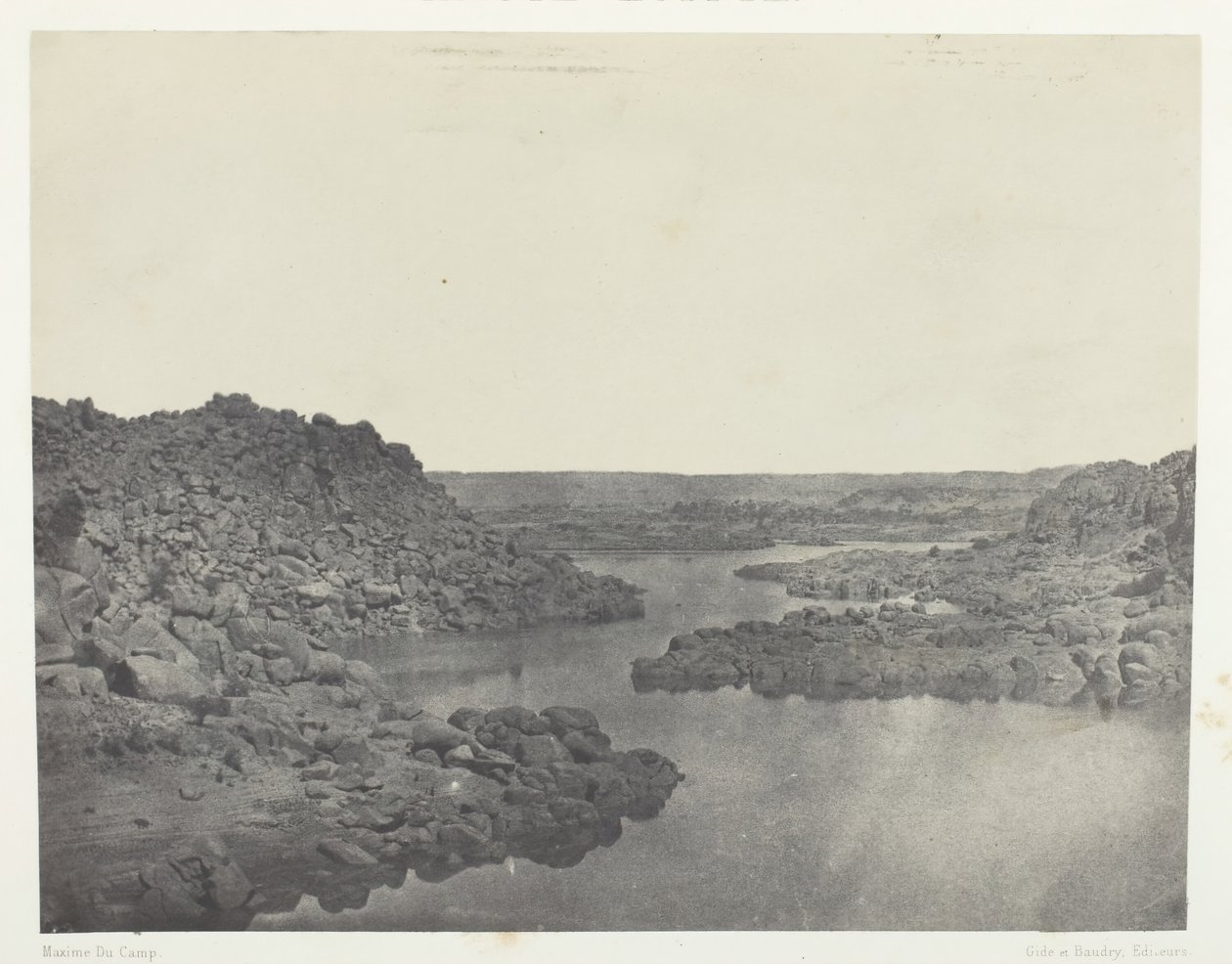 Kilépés az első szürkehályogból, Felső-Egyiptom, 184951, nyomtatva 1852. alkotó: Maxime Du Camp