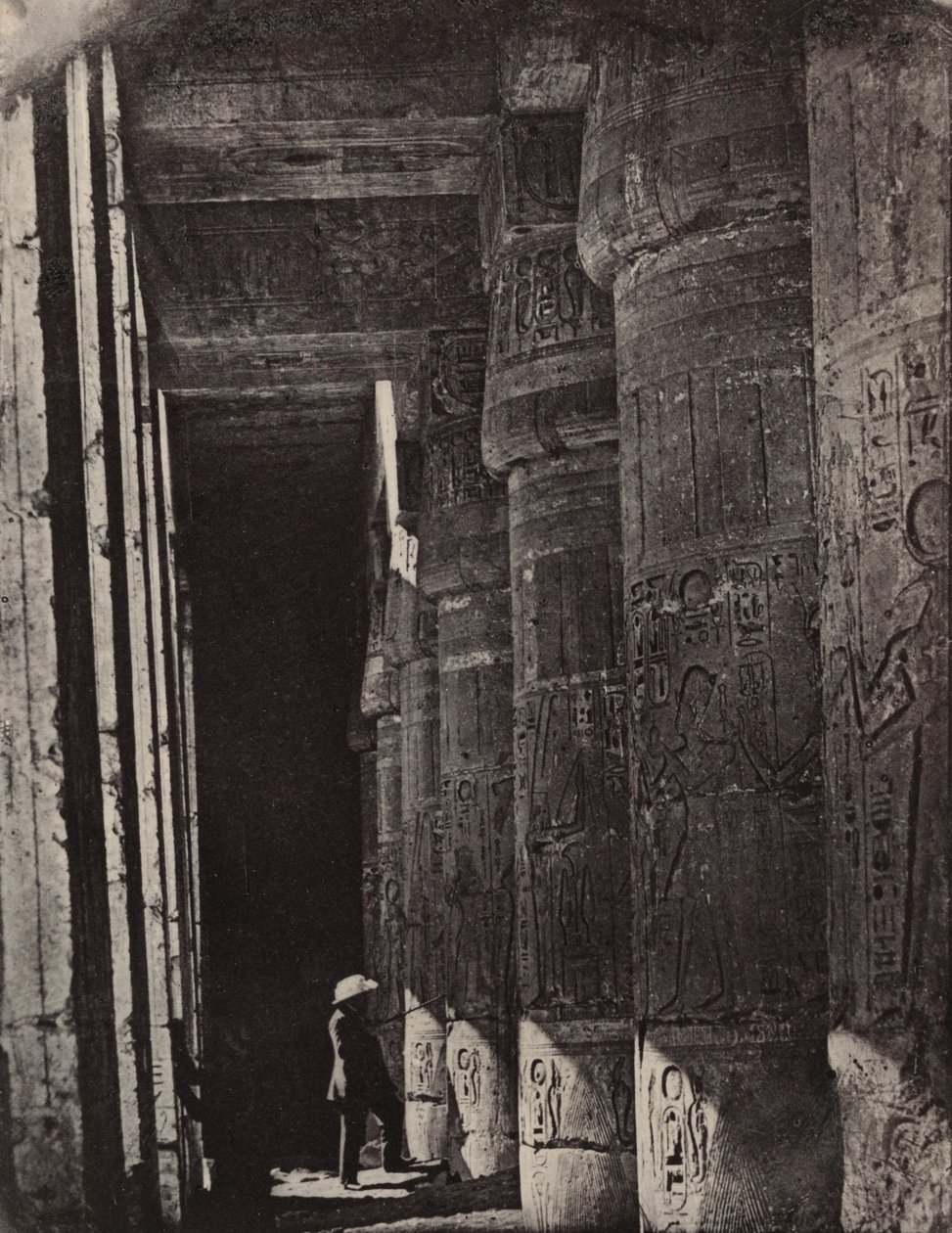 Théba, Medinet Habu, a palota galériái alkotó: Maxime Du Camp