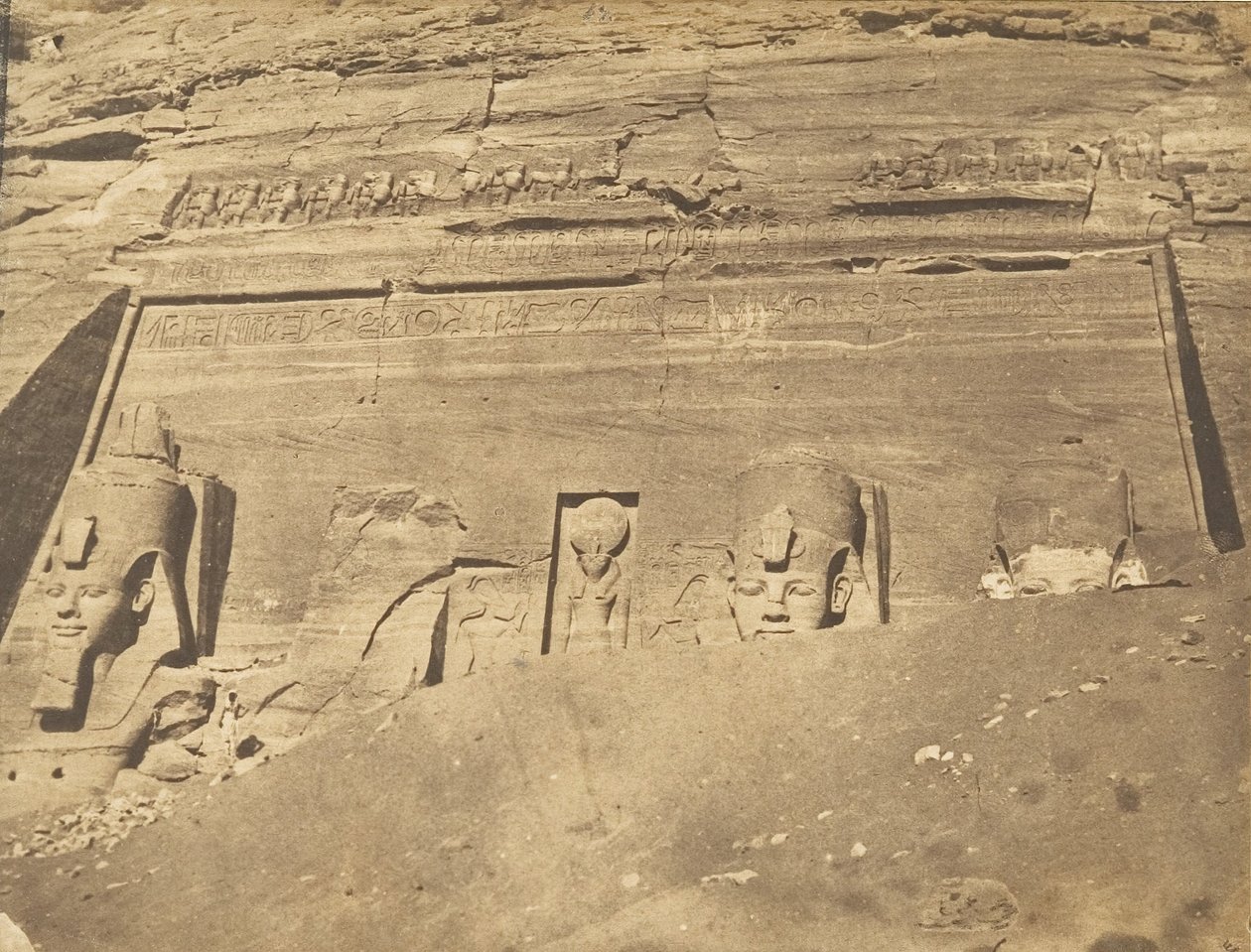 Kilátás a Spéos de Phré homlokzatára, Abousemblilben, 1850. március. alkotó: Maxime Du Camp