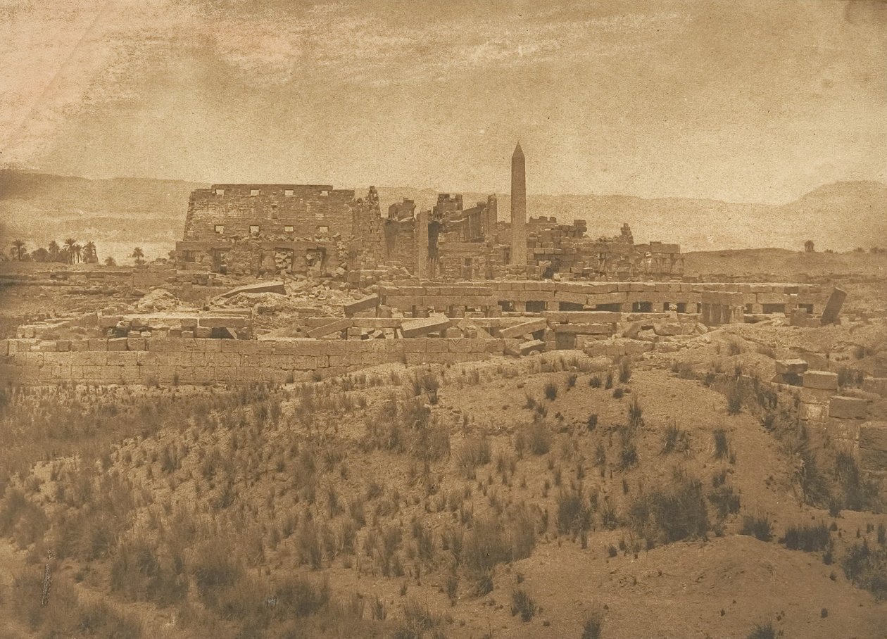 A karnaci palota romjainak általános képe keletről - Théba, 1849-50. alkotó: Maxime Du Camp