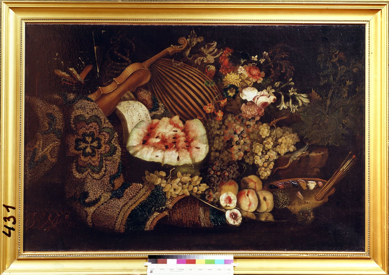 Csendélet. Virágok, görögdinnye, sárgabarack, szőlő, kotta, hegedű, mandolin, gyík és paletta festékekkel és ecsettel. Maximilian Pfeiler festménye (1660-1720 körül) alkotó: Maximilian Pfeiler
