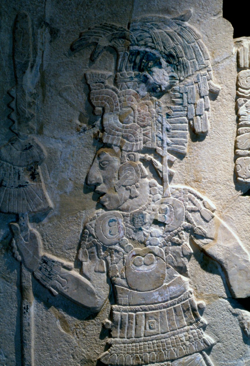 Alacsony dombormű Bolon Yoop elfogásával, Kan Bahlam II által, a XVII. templomból, Palenque, i.sz. 695 alkotó: Mayan