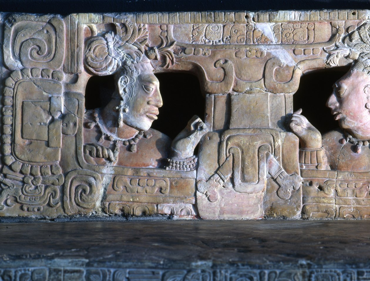 Throne 1 from Piedras Negras, Usamacinta, Guatemala, Late Classic Period 600-900 kő részlet 310161-ből alkotó: Mayan