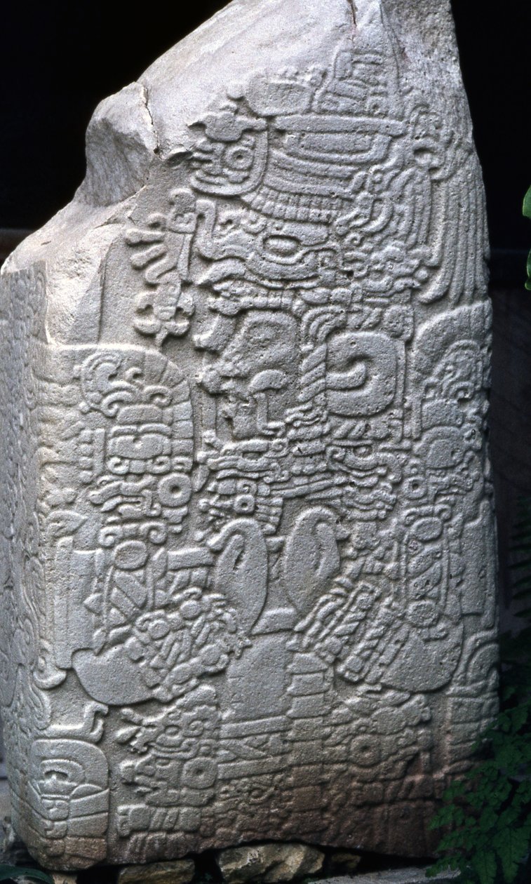 Tikal Stela 2, kora klasszikus korszak 300-600 Kr.u. alkotó: Mayan