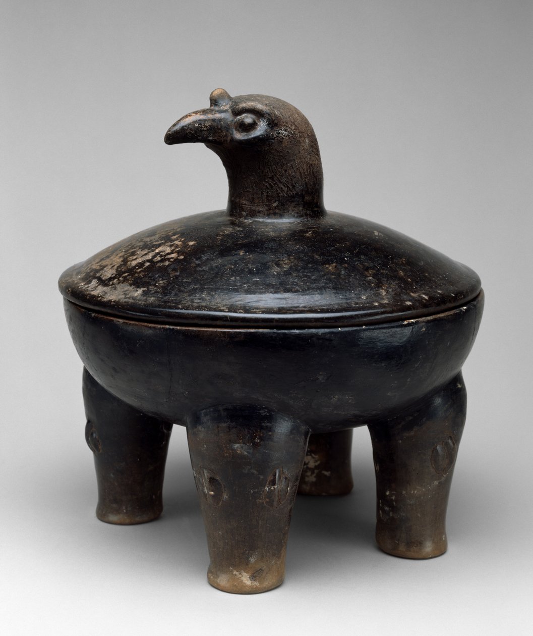 Fedett tál madárfej fogantyúval, Eatly Classic, 250-550 (cserép) alkotó: Mayan