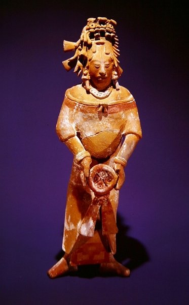 Figura, Campeche-ből, Jaina stílusú, Késő Klasszikus (kerámia) alkotó: Mayan