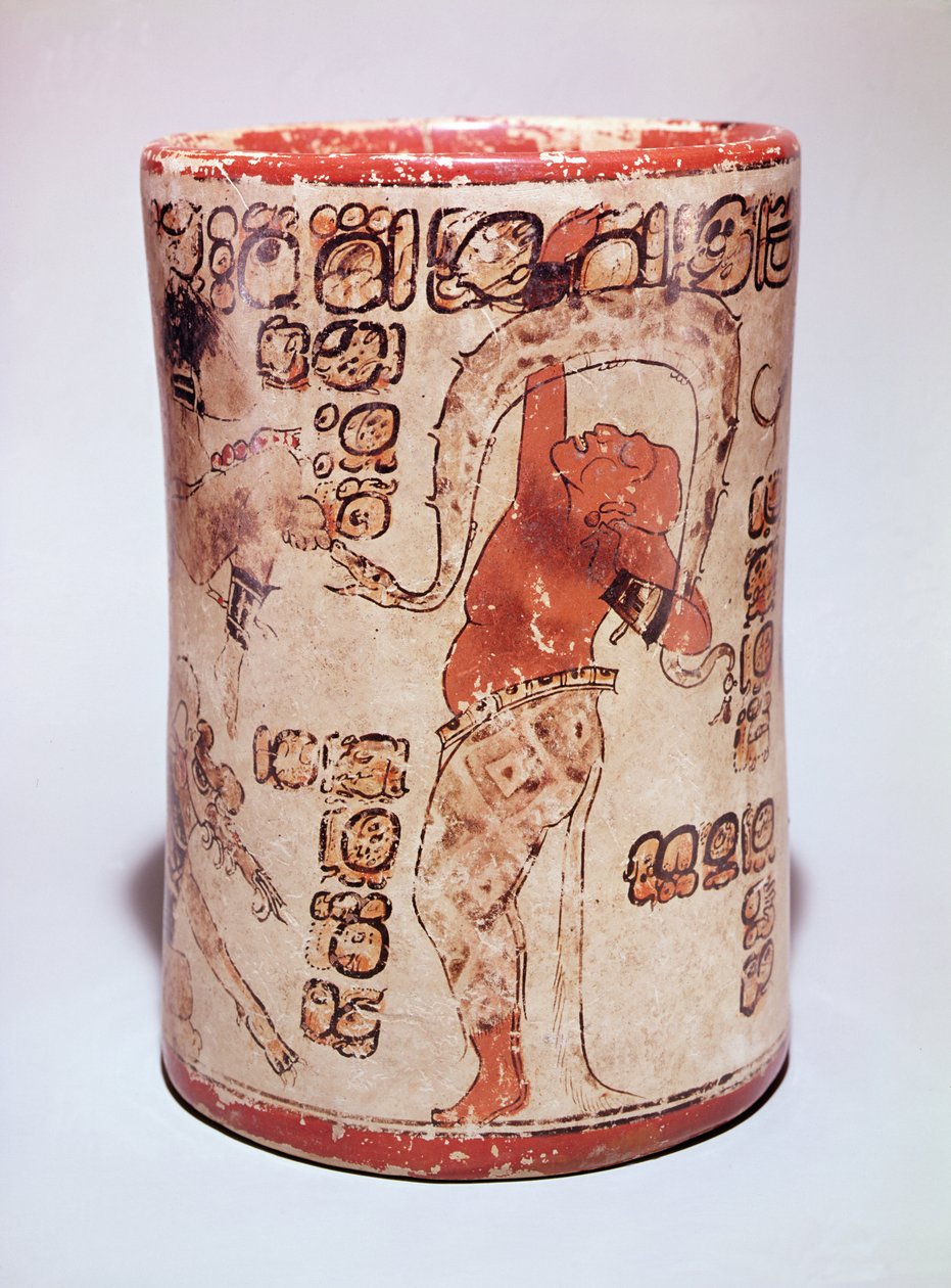 Egy kígyóval táncoló férfit ábrázoló korsó, amelyet az Altar de Sacrificios sírjában találtak, klasszikus maja (kerámia) (lásd még: 351822) alkotó: Mayan