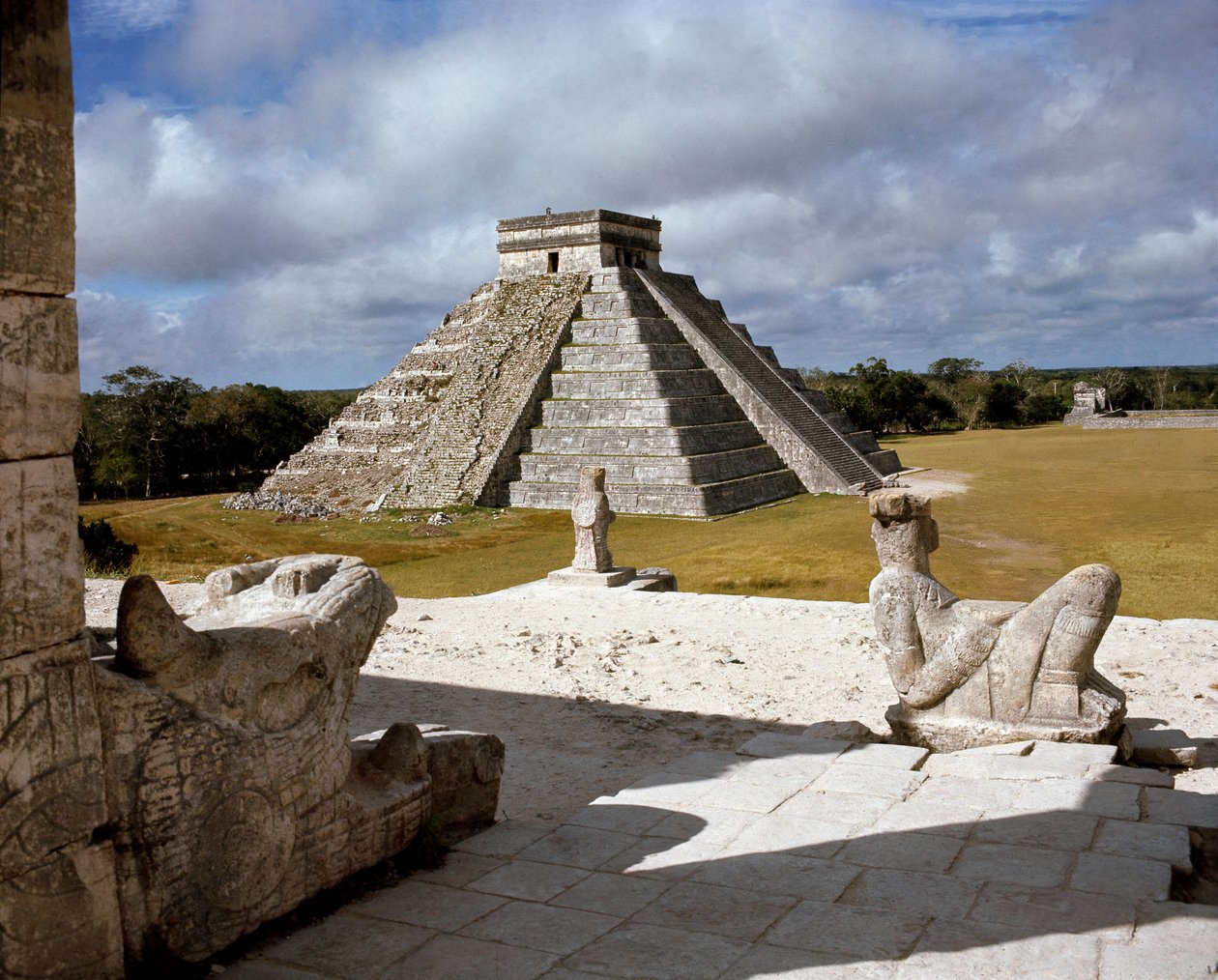 A castillo a harcosok templomából, 750-1200 alkotó: Mayan