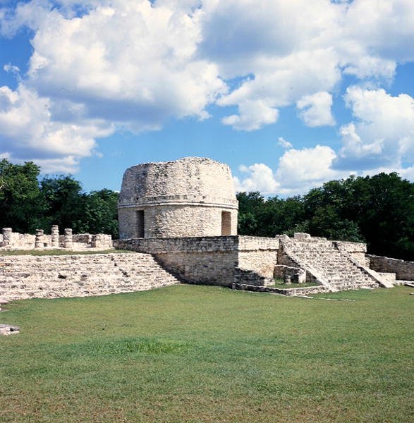 Obszervatórium, késői posztklasszikus időszak (i.sz. 1200-1500) alkotó: Mayan Mayan