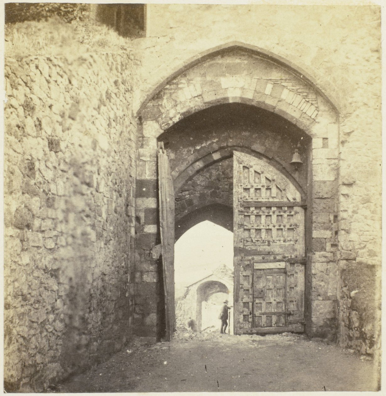 Portaal van Carisbrooke kastély Carisbrooke; Átjáró (cím az objektumon) alkotó: McLean and Melhuish