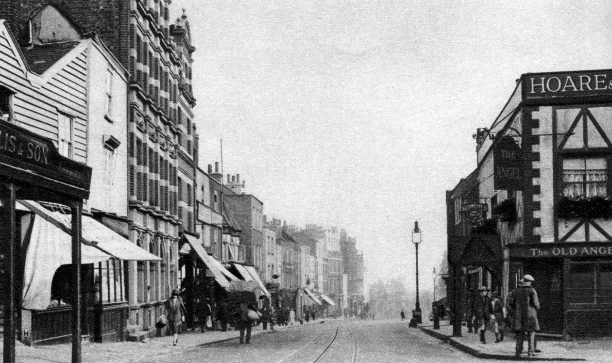 The High Street, Highgate Village, London, 1926-1927. alkotó: McLeish